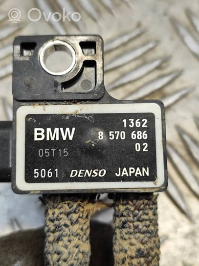 BMW 3 F30 F35 F31 Exhaust gas pressure sensor 8570686