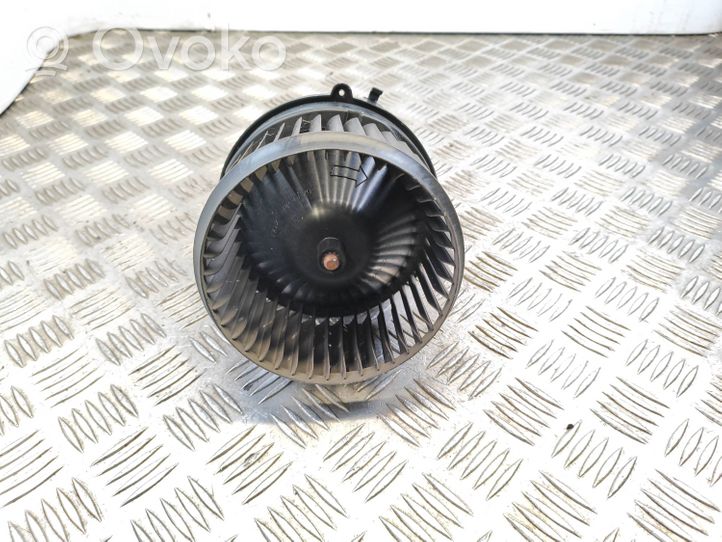 BMW X1 F48 F49 Soplador/ventilador calefacción 9297752