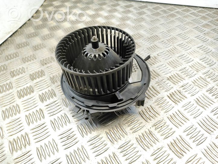 Audi A3 S3 8V Ventola riscaldamento/ventilatore abitacolo 5Q1819021B