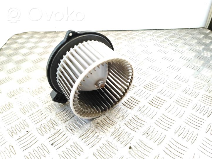 Mazda 2 Mazā radiatora ventilators 8727000690