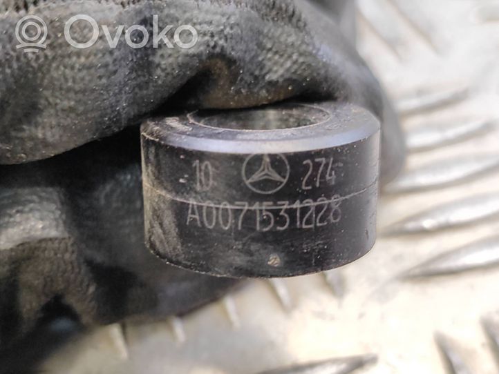 Mercedes-Benz C W204 Sensor de petardeo del motor A0071531228