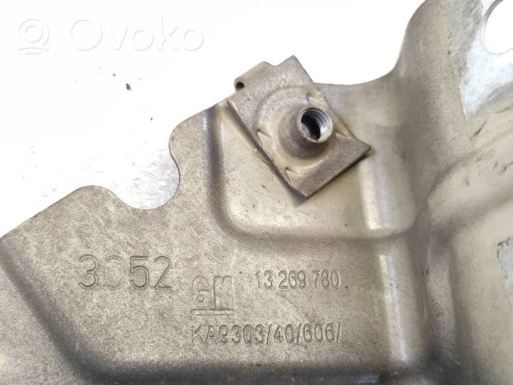 Opel Meriva B Supporto di montaggio del parafango 13269780