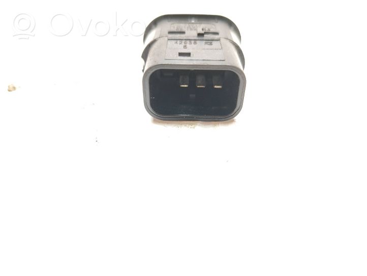 Volvo S60 Electric window control switch 15B679AA