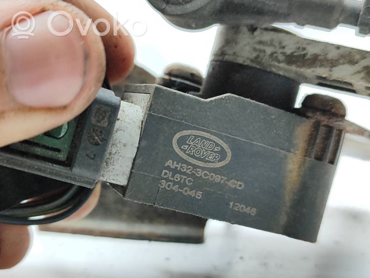 Land Rover Range Rover Sport L320 Priekšpusē piekares augstuma sensors AH323C097CD