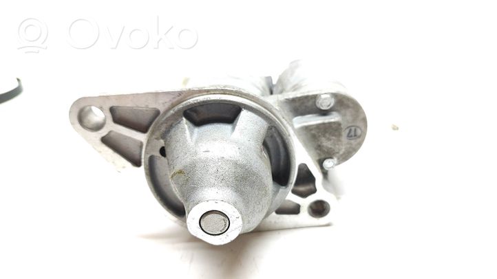 Toyota Yaris Starter motor 2810021070