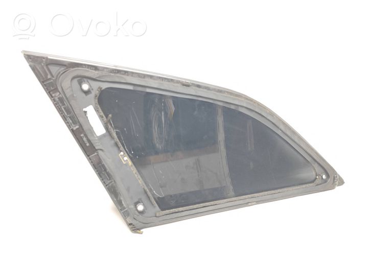 Audi A6 C7 Fenêtre latérale avant / vitre triangulaire 4G9845298