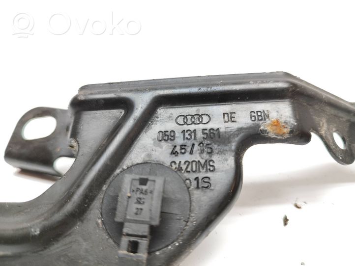 Audi A6 C7 Kita variklio skyriaus detalė 059131561