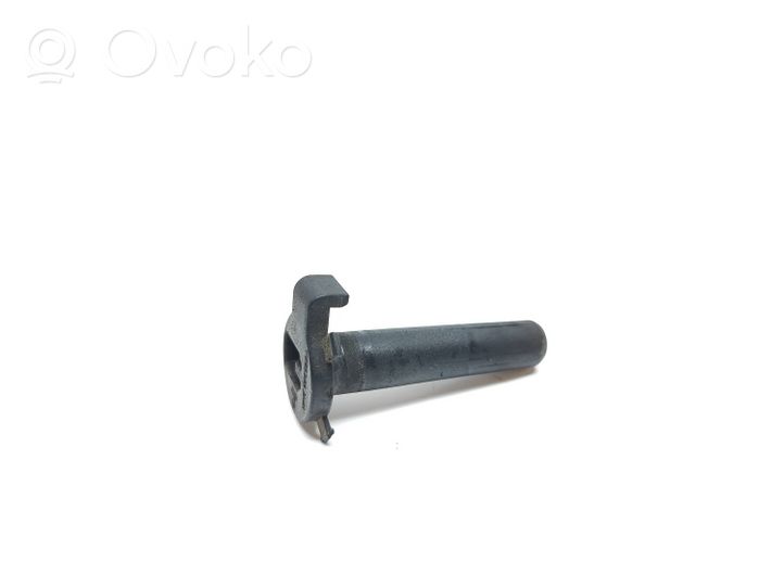 Audi A6 C7 Support, fixation radiateur 001506a