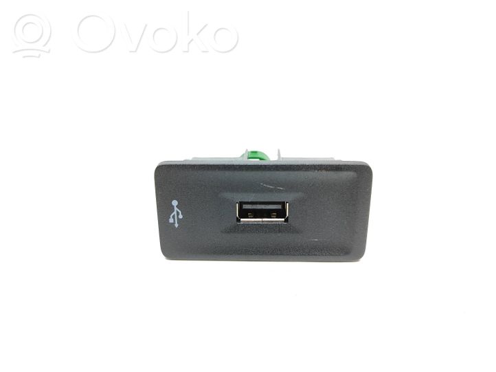 Porsche 718 Cayman 982 982c USB socket connector 9P1035222B