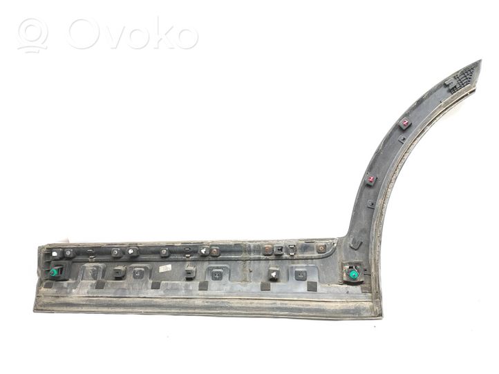 KIA Sorento Takaoven lista (muoto) 87776C5200