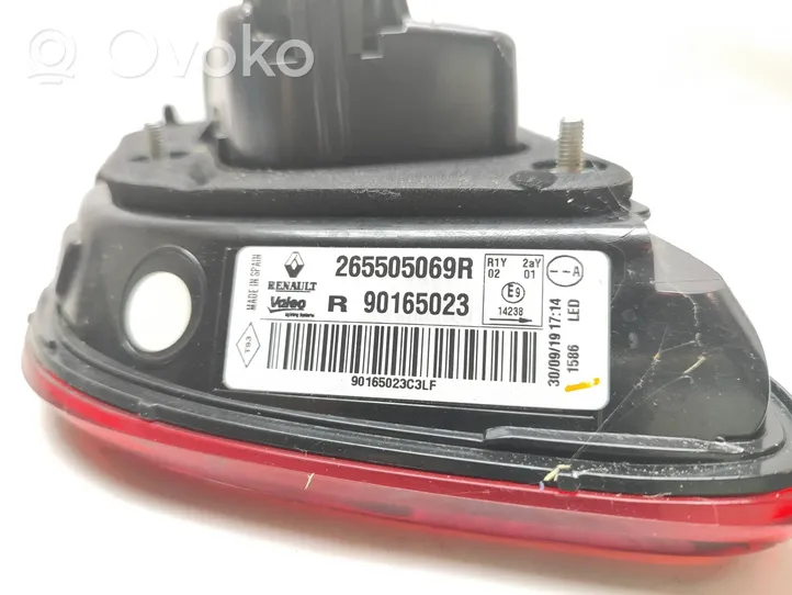 Renault Kadjar Lampy tylnej klapy bagażnika 265505069R