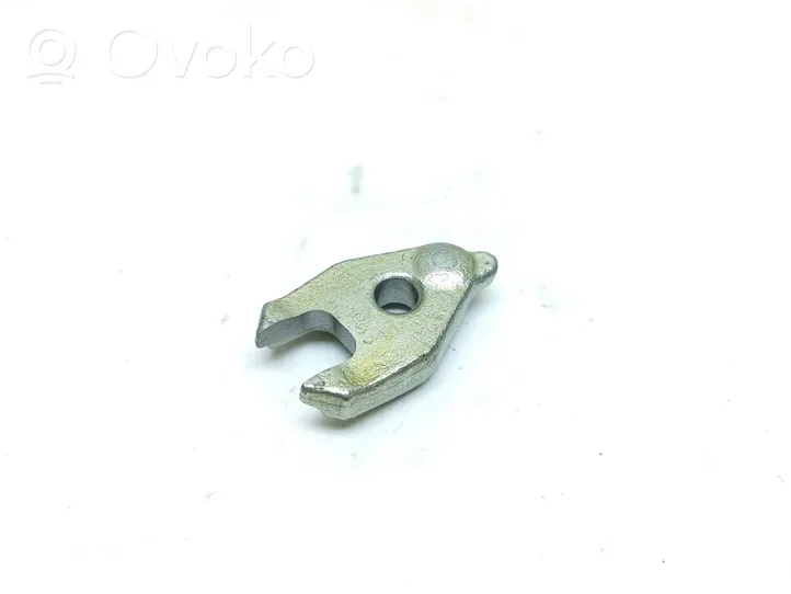 Renault Kadjar Fuel Injector clamp holder 