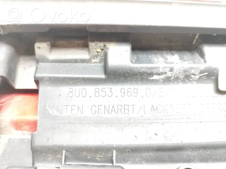 Audi Q3 8U Takaoven lista (muoto) 8U0853969D