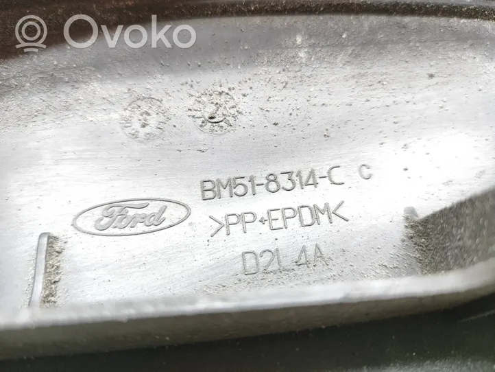 Ford Focus Välijäähdyttimen ilmanohjauksen ilmakanava Bm518314c