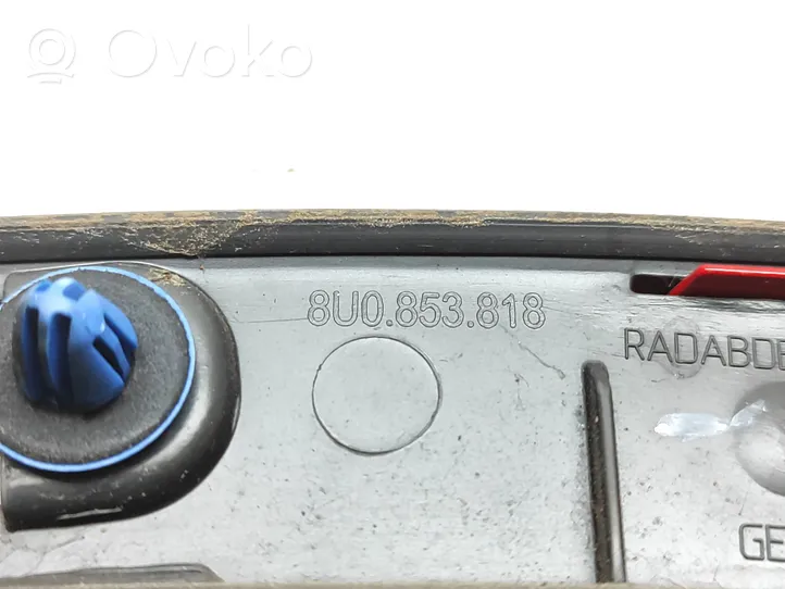 Audi Q3 8U Galinės arkos apdaila 8U0853818