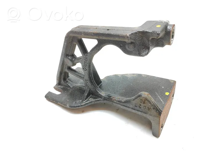 Renault Trafic III (X82) Engine mounting bracket 7894R