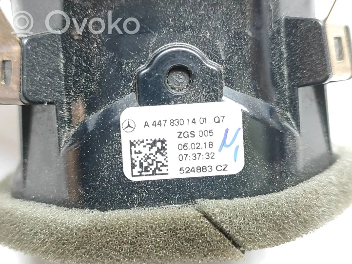 Mercedes-Benz Vito Viano W447 Šoninės oro grotelės A4478301401