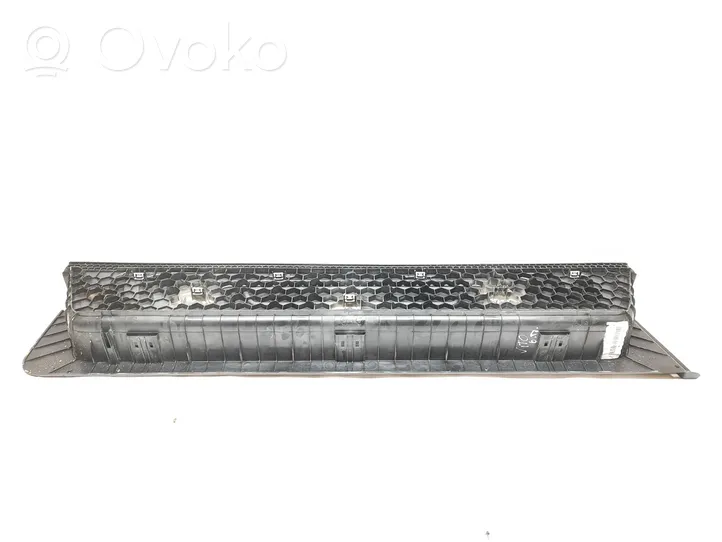 Mercedes-Benz Vito Viano W447 Takaoven kynnyksen suojalista A4476803206