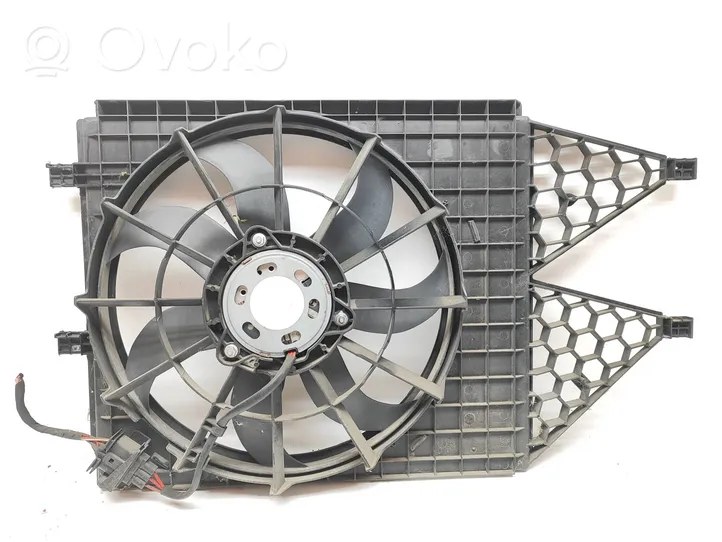 Volkswagen Polo V 6R Ventilatore di raffreddamento elettrico del radiatore 6R0121207A