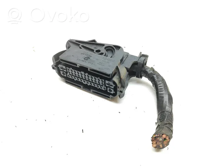 Volkswagen Polo V 6R ABS module connector plug 3C0973038