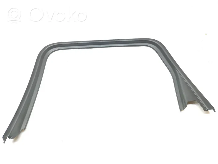 Volkswagen Touareg II Altro elemento di rivestimento della portiera posteriore 7P0867686