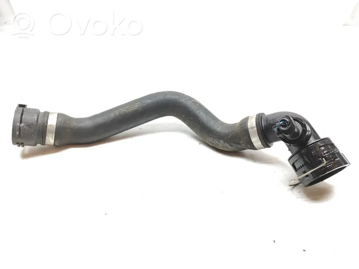 Volkswagen Touareg II Tuyau de liquide de refroidissement moteur 7P0122051KA