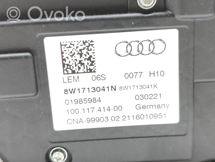 Audi A4 S4 B9 8W Vaihteenvalitsimen verhoilu 8W1713041K