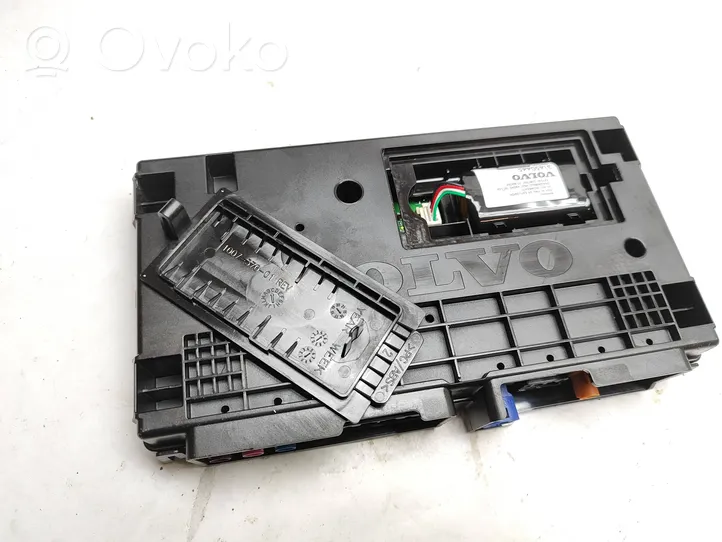 Volvo S90, V90 Bluetoothin ohjainlaite/moduuli 31676411