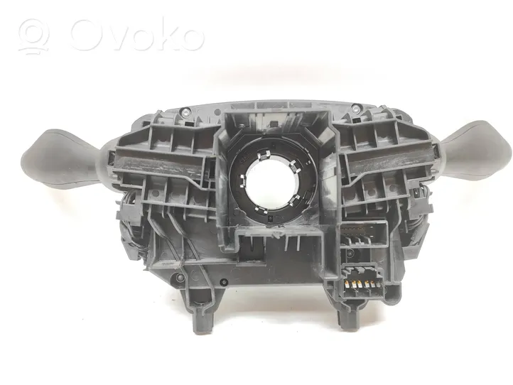 Volvo S90, V90 Pyyhkimen/suuntavilkun vipukytkin 31674099