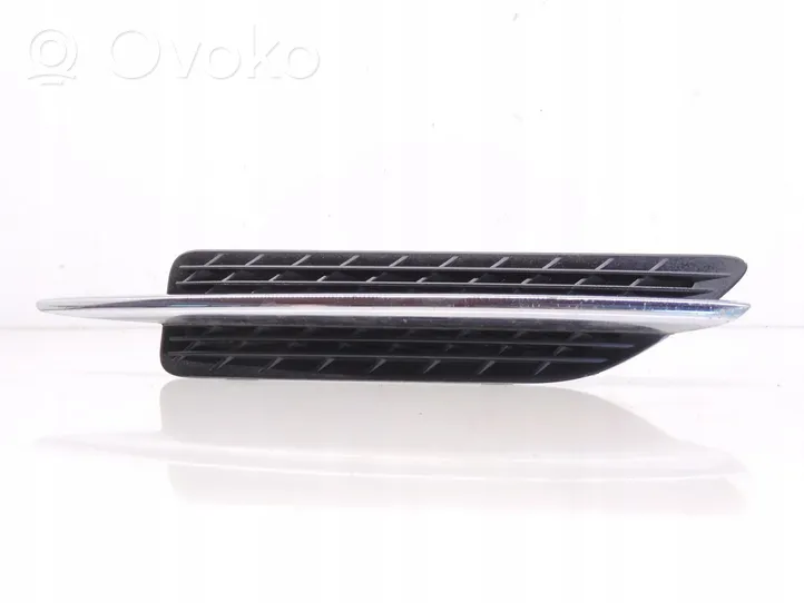 Mercedes-Benz SLK R172 Grill / Wlot powietrza błotnika przedniego A1726900479