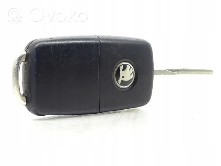 Skoda Fabia Mk2 (5J) Klucz / Karta zapłonu 3T0837202L