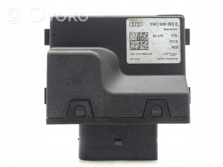 Audi A4 S4 B9 8W Polttoainetason rele 8W0906093E