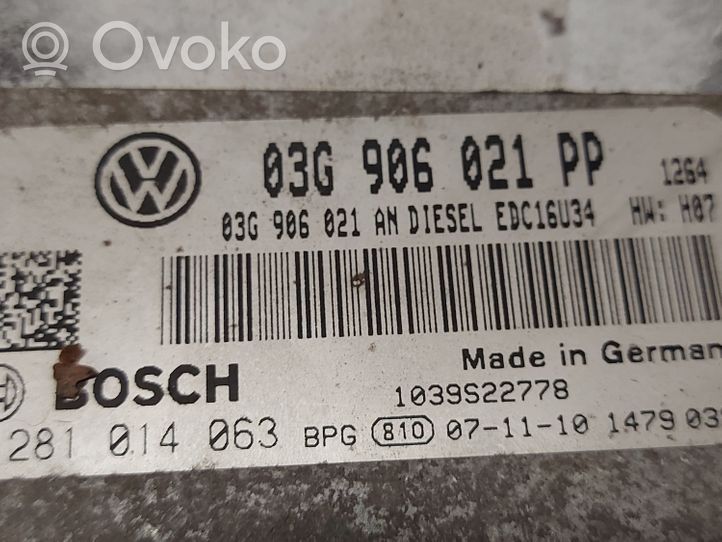 Volkswagen Golf V Moottorin ohjainlaite/moduuli 03G906021PP
