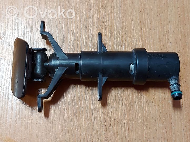 Volkswagen Touareg I Dysza spryskiwacza lampy przedniej 7L6955978