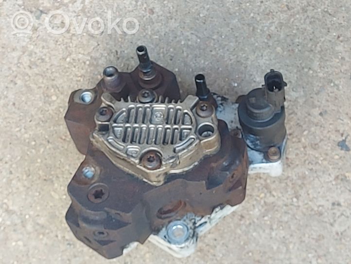 Renault Trafic II (X83) Pompe d'injection de carburant à haute pression 8200456693