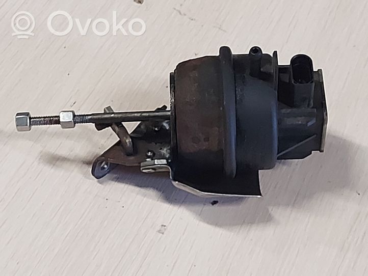 Audi A6 S6 C6 4F Turbo system vacuum part 