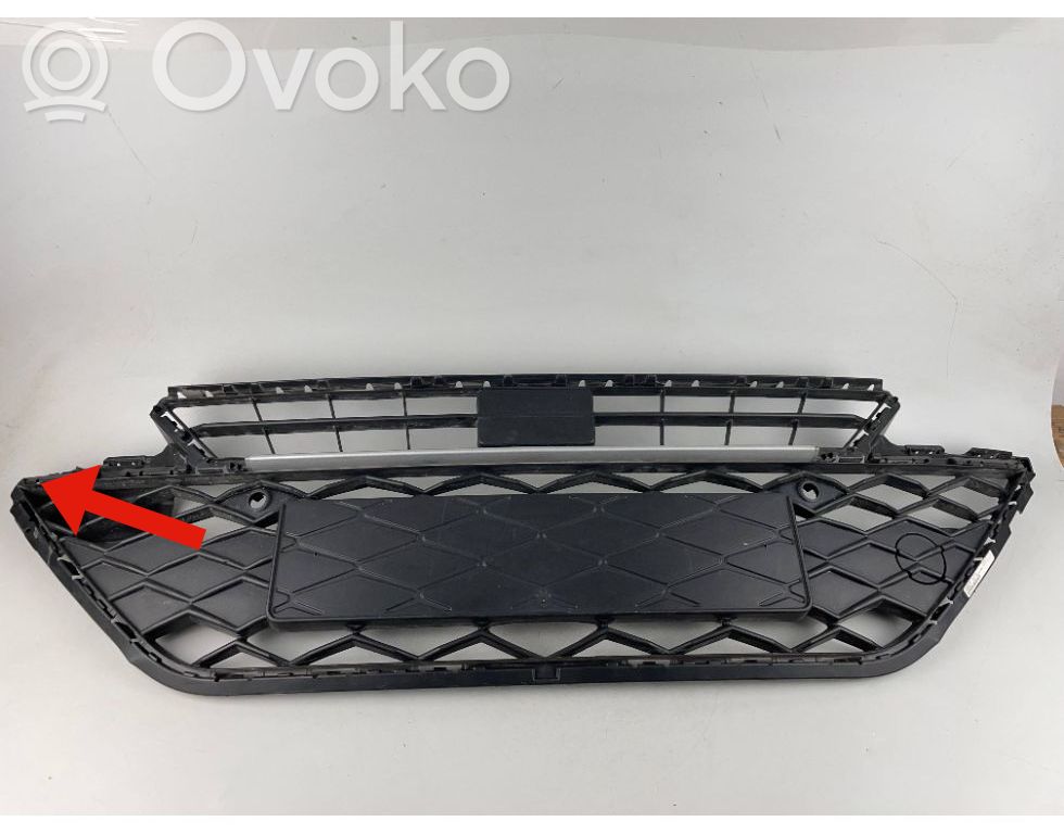 Seat Ateca Rejilla superior del radiador del parachoques delantero 
