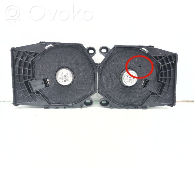 BMW X1 E84 Subwoofer 