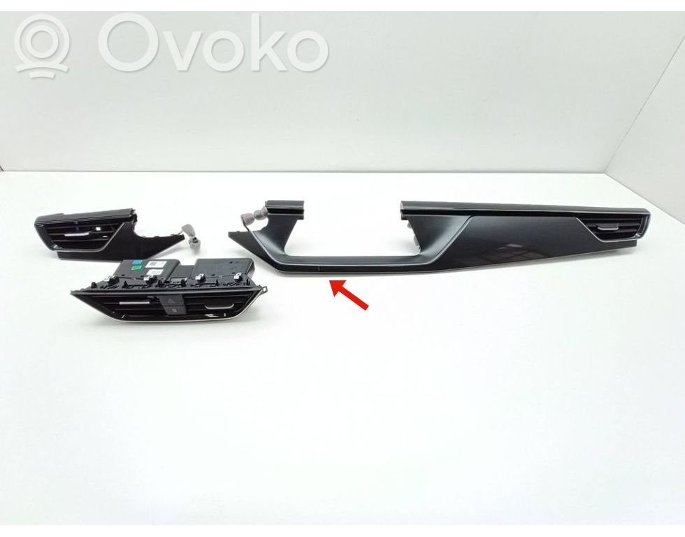 Skoda Kamiq Ramka deski rozdzielczej 