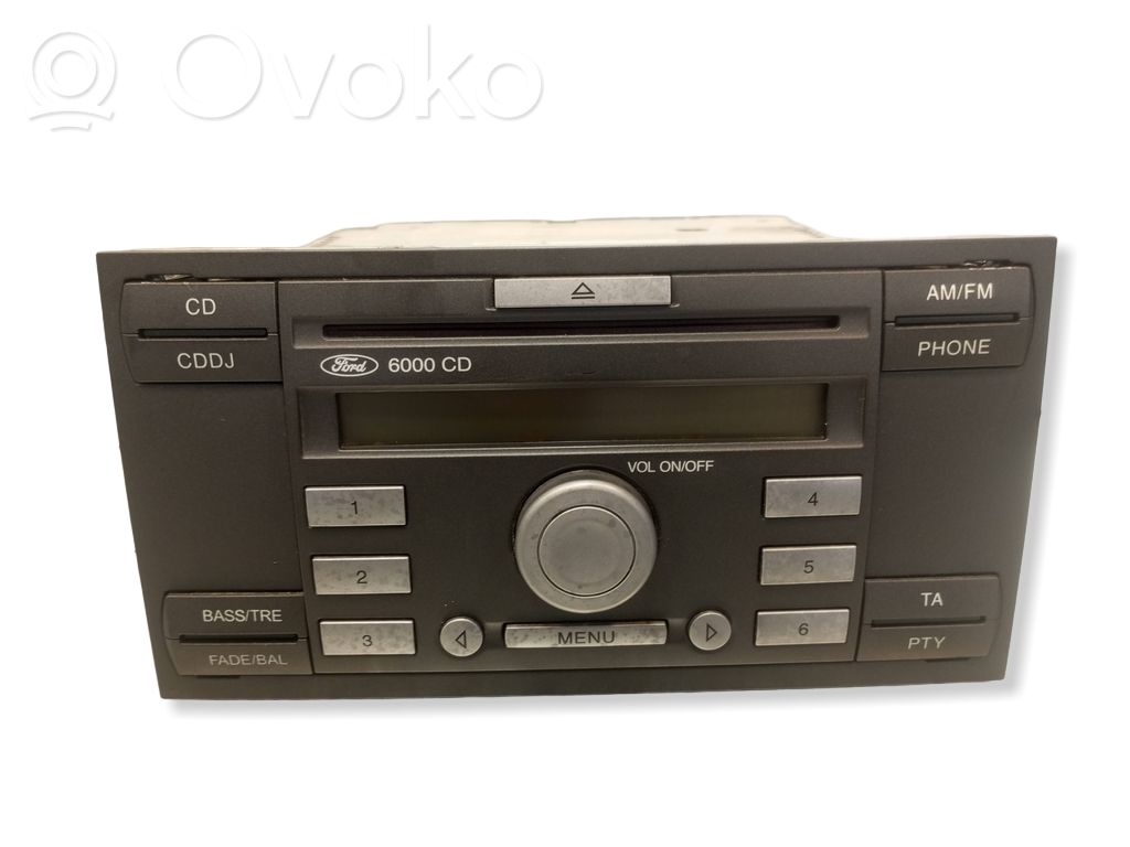 Ford Focus Radio / CD-Player / DVD-Player / Navigation 