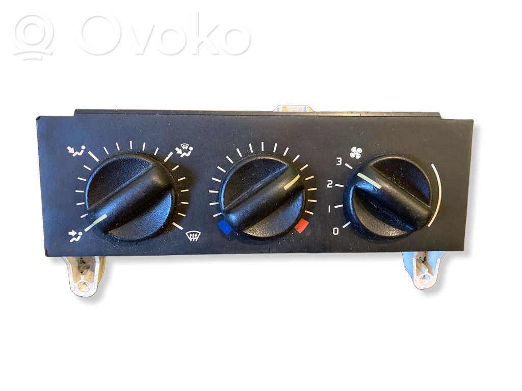 Climate control unit   133761F,101052