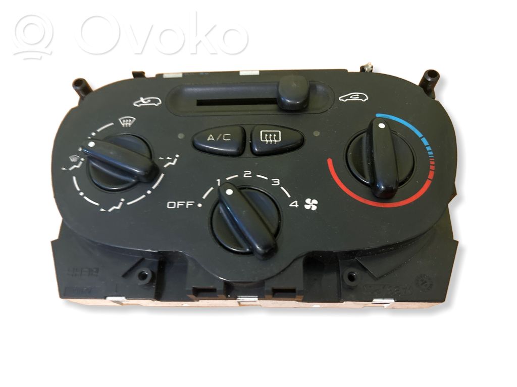 Peugeot 206 Climate control unit 