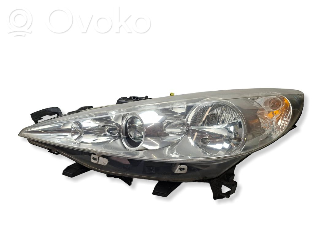Peugeot 207 CC Lampa przednia 