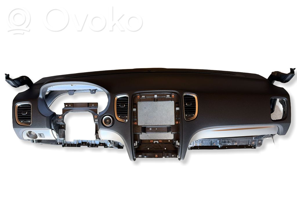 Dashboard   P68195937AA,PT11120,TX1N80336P0956