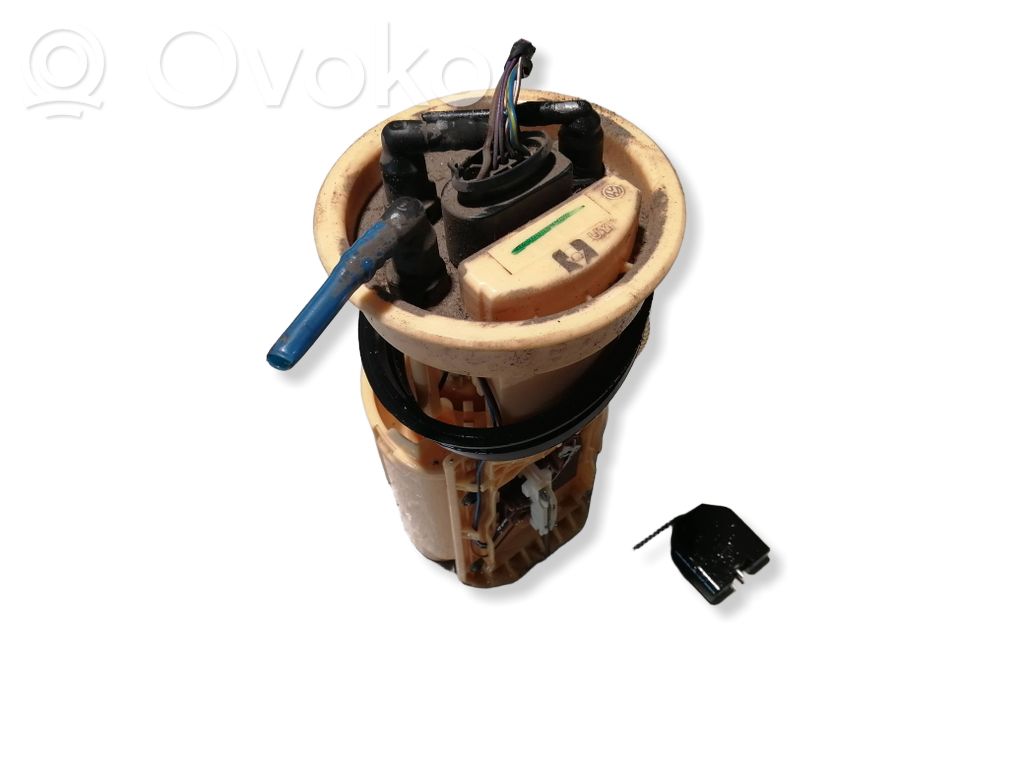 Bomba interna de combustible   7E0919050C