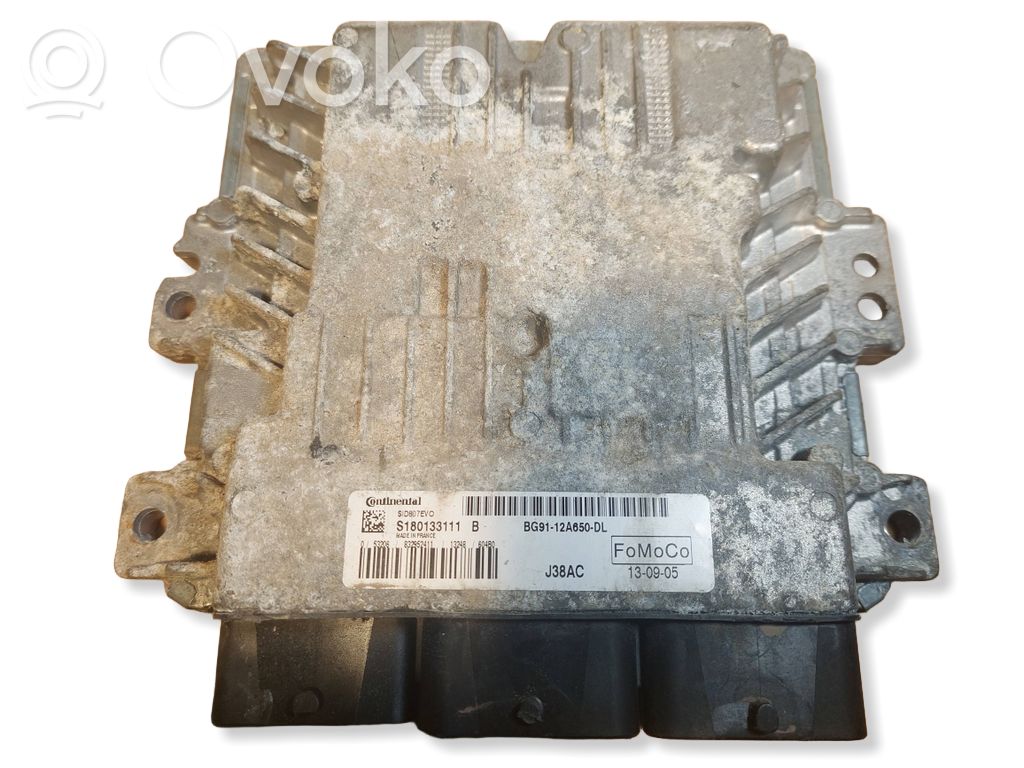 Ford Focus Komputer / Sterownik ECU silnika 