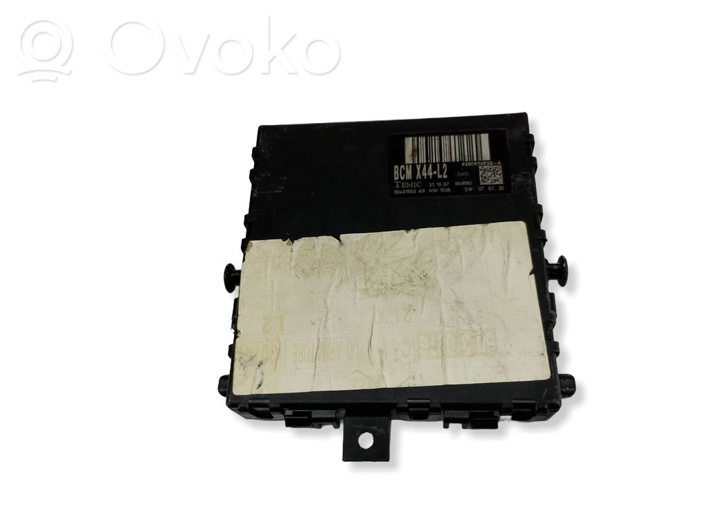 Other control units/modules   8200836532A