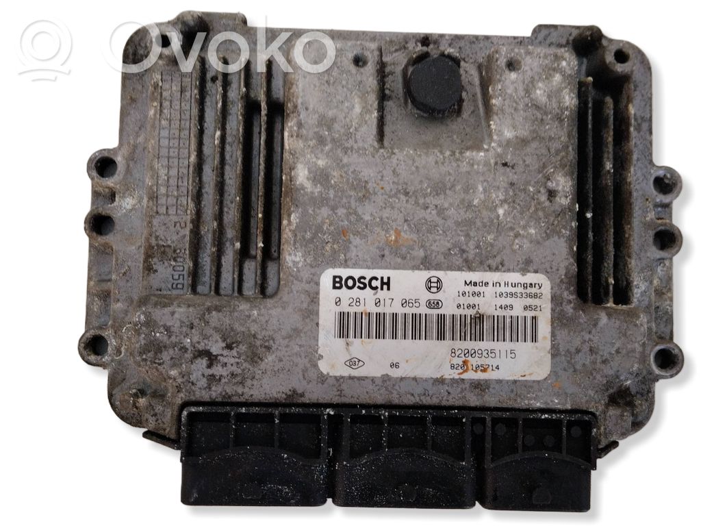 Renault Trafic II (X83) Engine control unit/module 