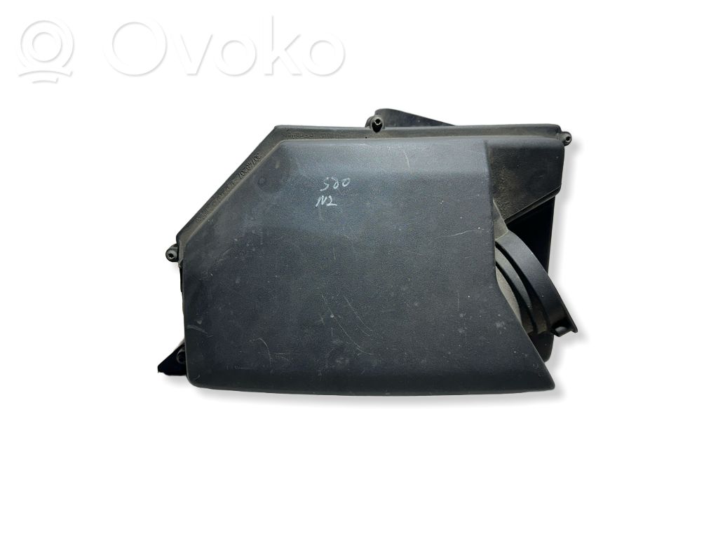 Luftfilterkasten   6893747