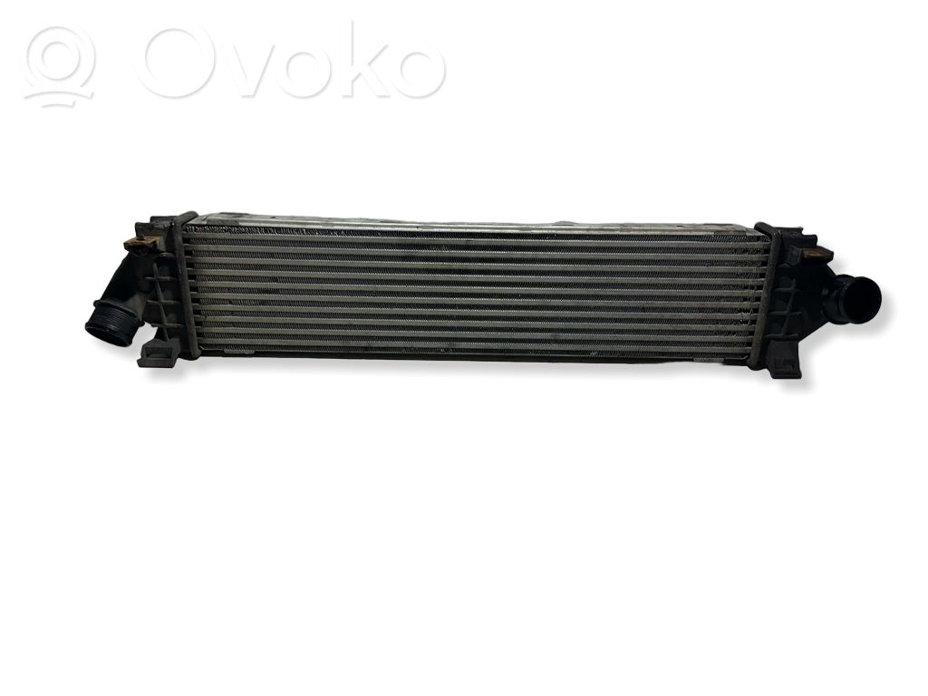 Volvo V60 Interkūlerio radiatorius 